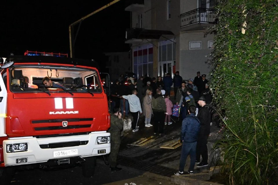 Бытовой газ взорвался в многоэтажке в Сочи